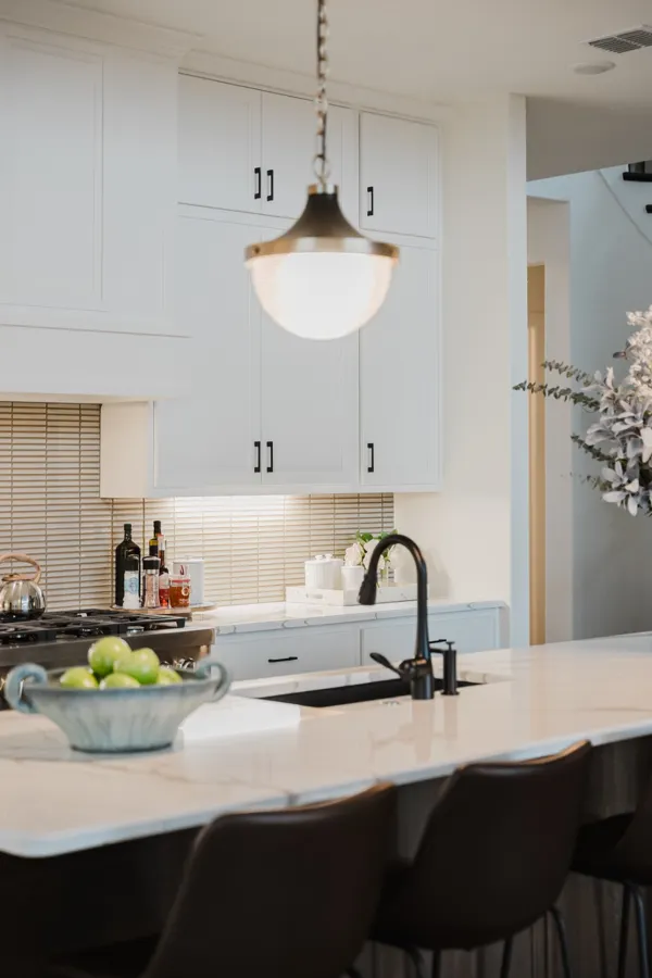 Kitchen island and pendant lighting